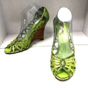 Y2K Steve Madden peep toe green reptile wedges Academia size 8.5